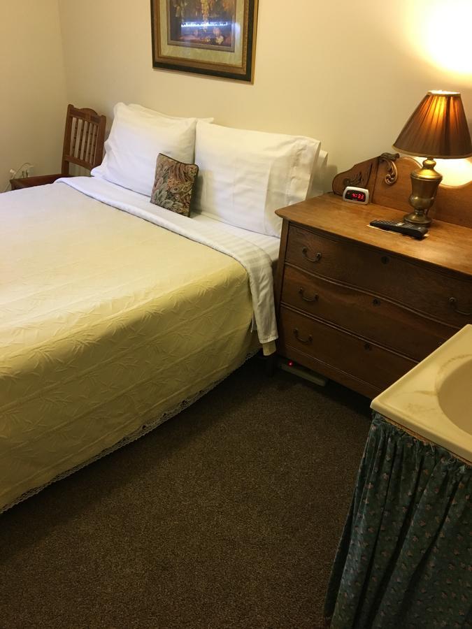 The Courtland Hotel & Spa Fort Scott ภายนอก รูปภาพ