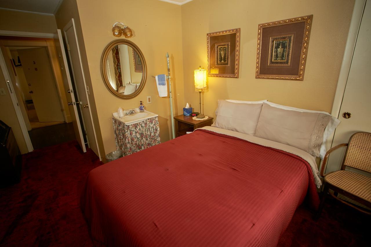 The Courtland Hotel & Spa Fort Scott ภายนอก รูปภาพ