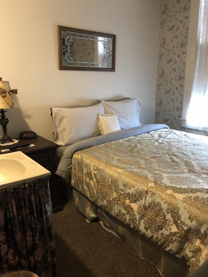 The Courtland Hotel & Spa Fort Scott ภายนอก รูปภาพ